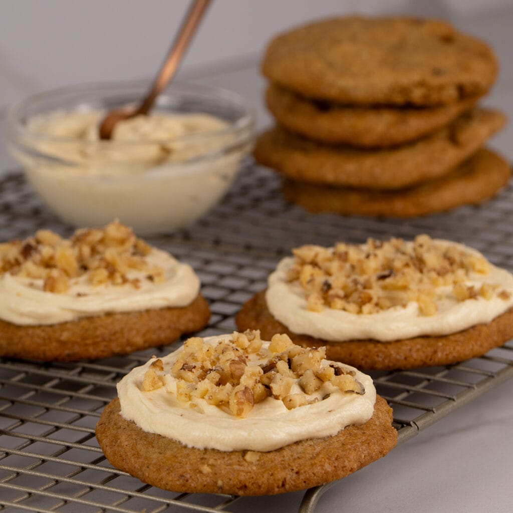 Galleta con Nueces y Buttercream